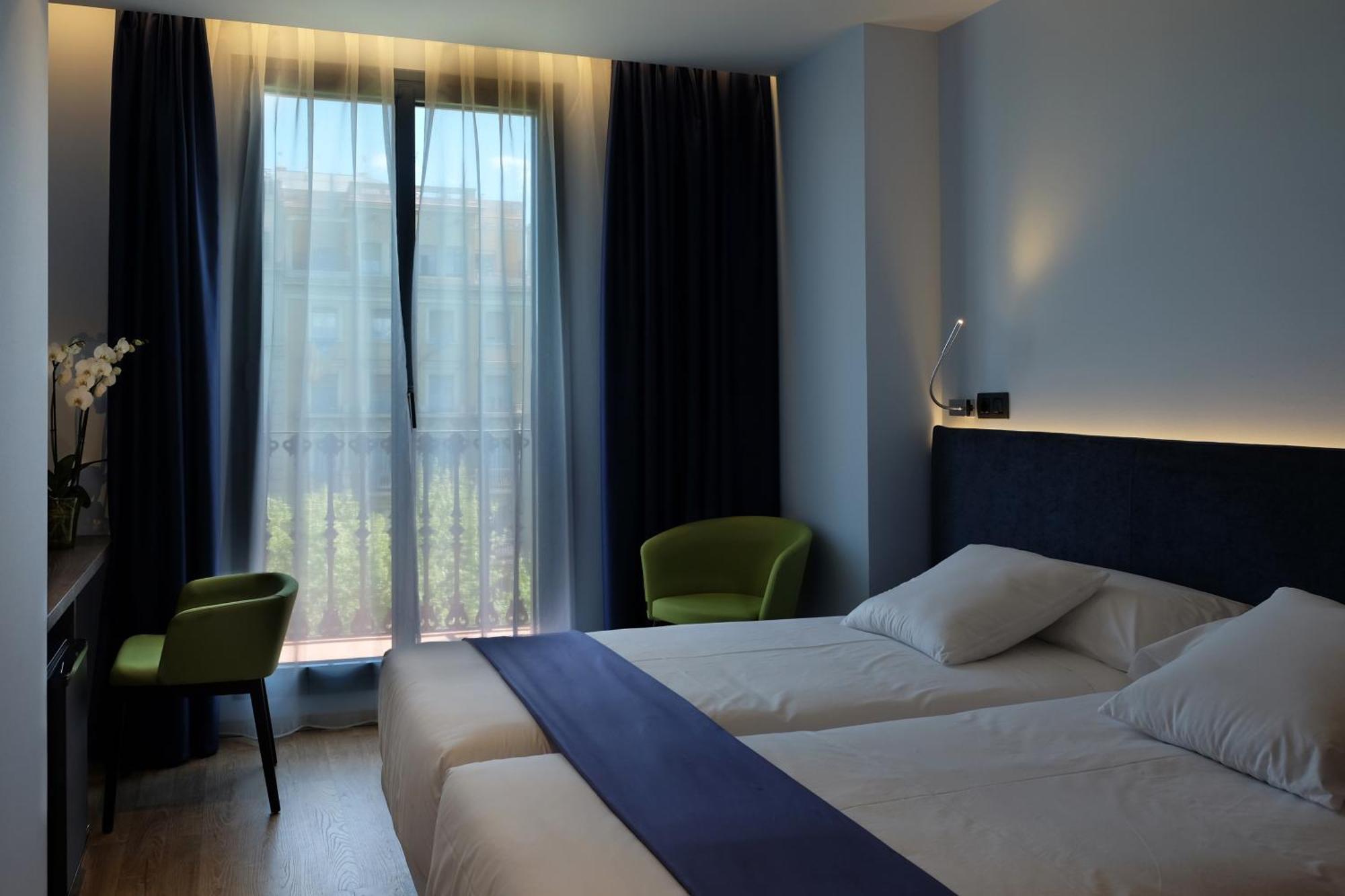 Chi Hotel Barcelona Bagian luar foto