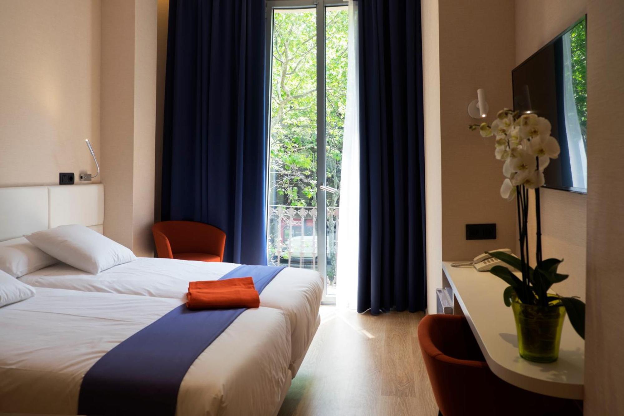 Chi Hotel Barcelona Bagian luar foto
