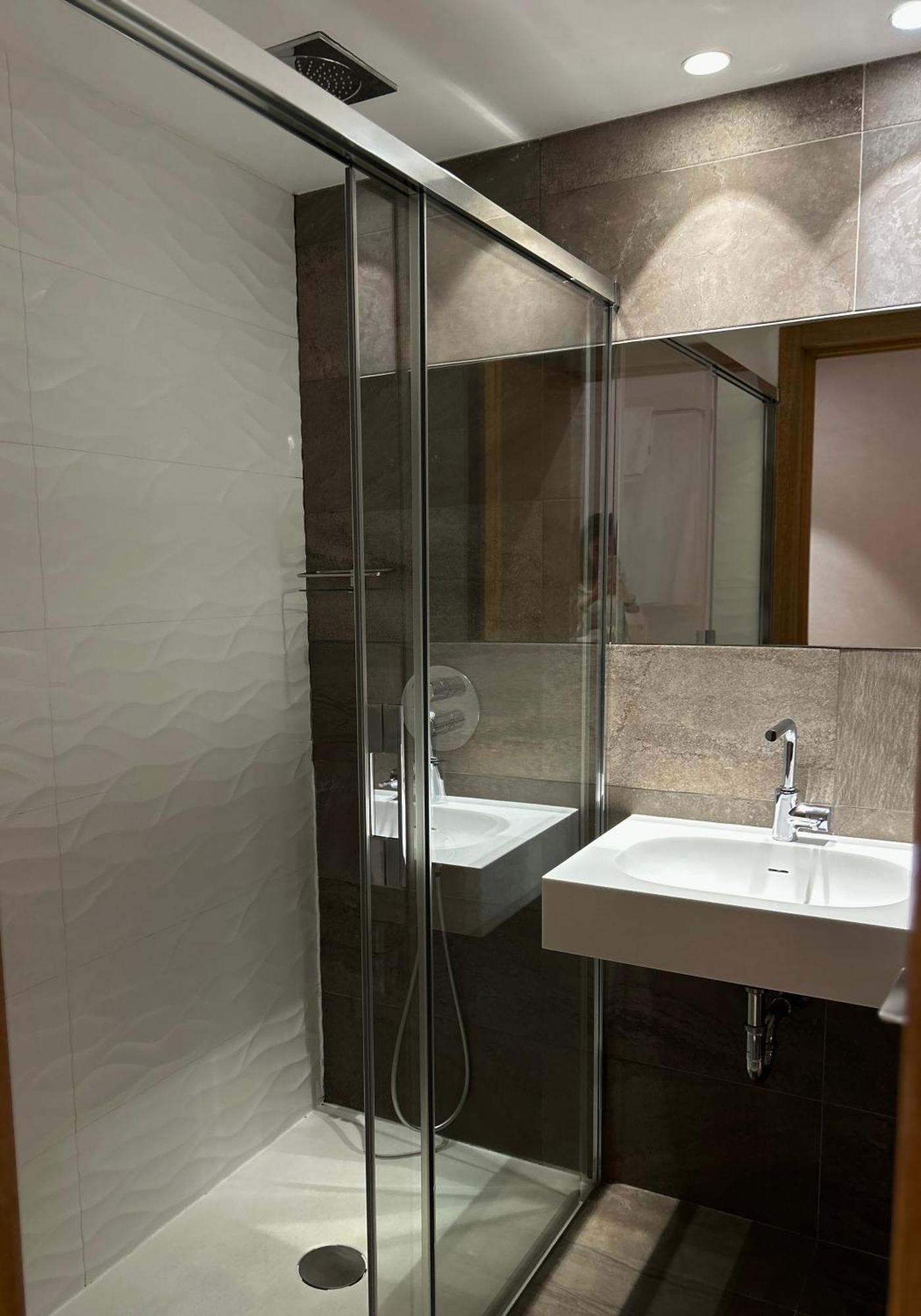 Chi Hotel Barcelona Bagian luar foto